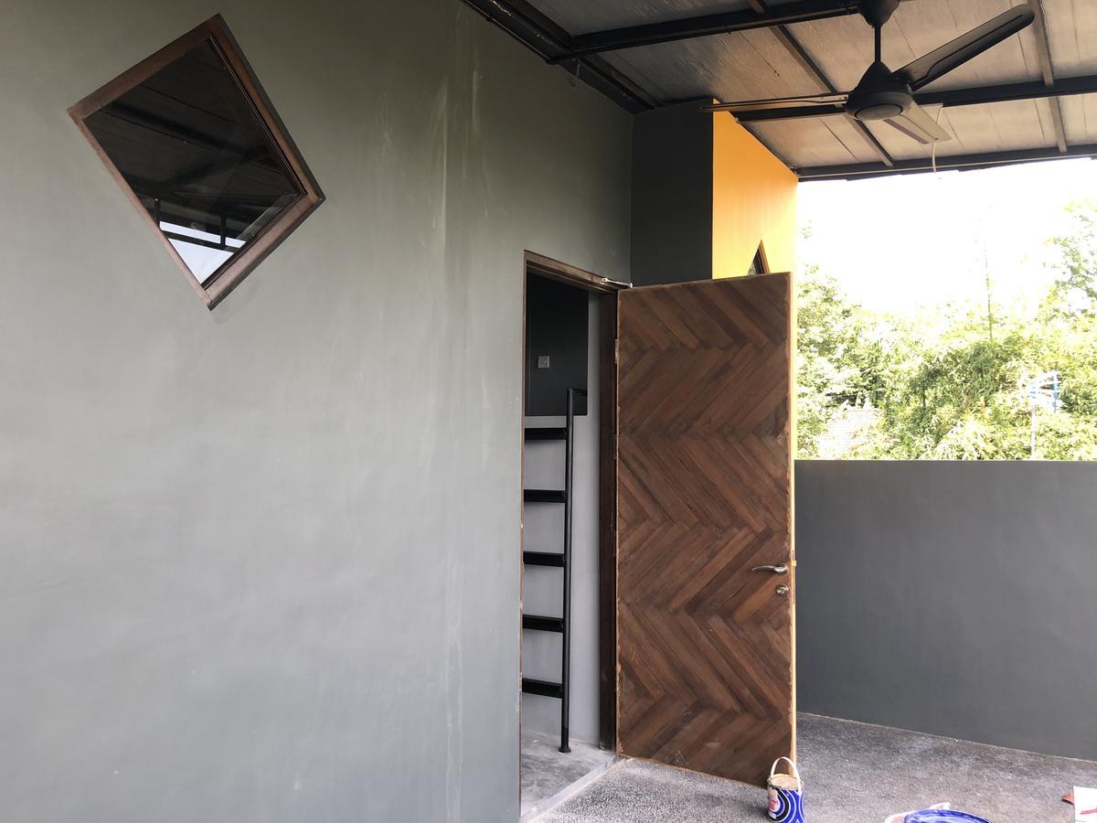 Hacco Capsule Hotel Ubud  Exterior photo